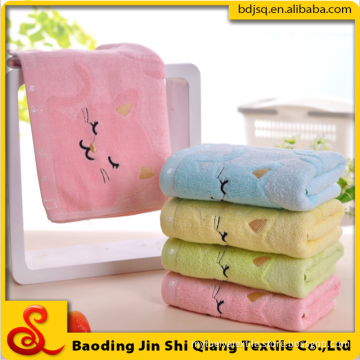 wholesale china new products delicate jacquard embroidery cute cat designs high quality towel